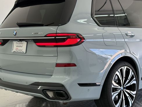 Used 2023 BMW X7 xDrive40i w/ M Sport Package AWD/4WD image 27