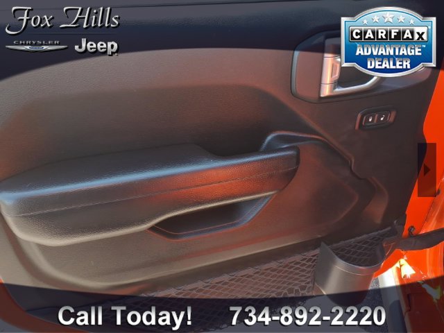 Used 2019 Jeep Wrangler Unlimited Rubicon w/ Dual Top Group AWD/4WD image 13