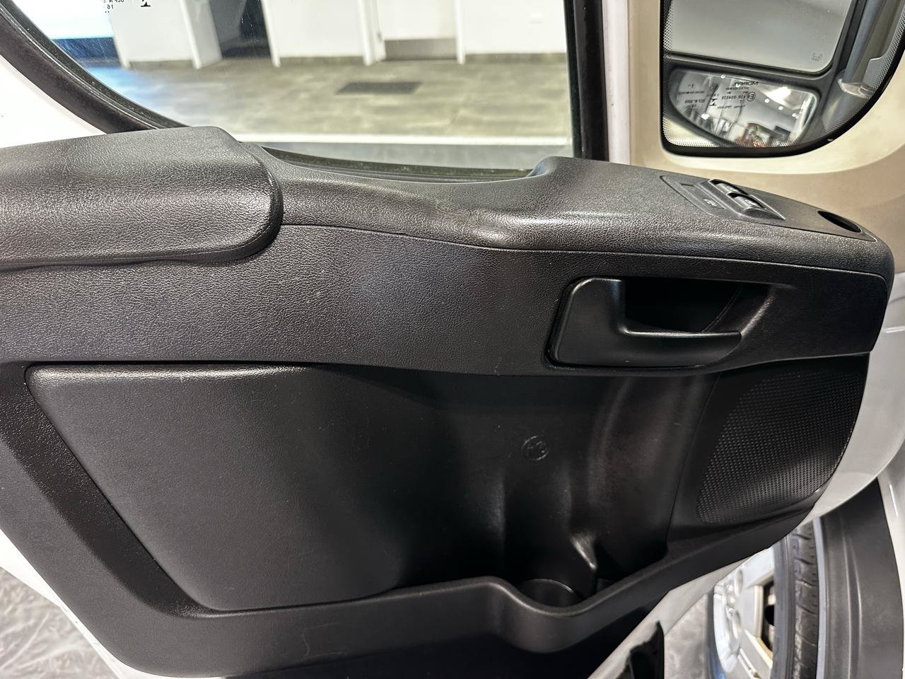 Used 2017 RAM ProMaster 2500 FWD image 9