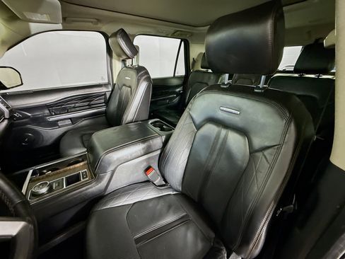 Used 2020 Ford Expedition Platinum image 26