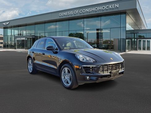 Used 2017 Porsche Macan S AWD/4WD image 2