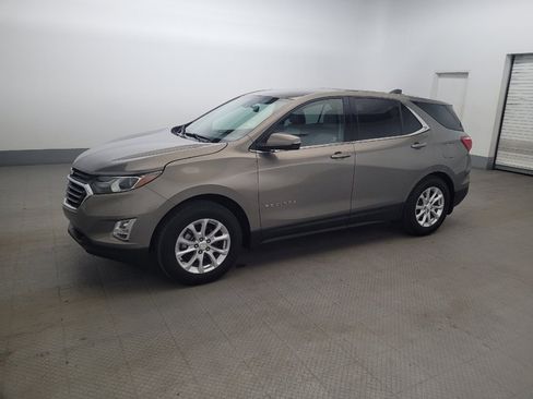 Used 2018 Chevrolet Equinox LT AWD/4WD image 2