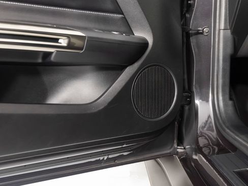 Used 2022 Ford Mustang Shelby GT500 w/ Carbon Fiber Track Pack RWD image 11