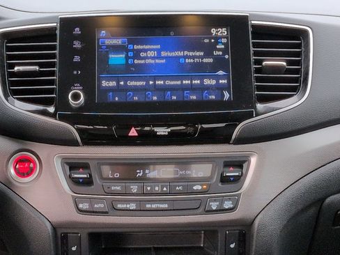 Used 2023 Honda Ridgeline RTL image 17