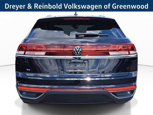 New 2025 Volkswagen Atlas Cross Sport SE image 6