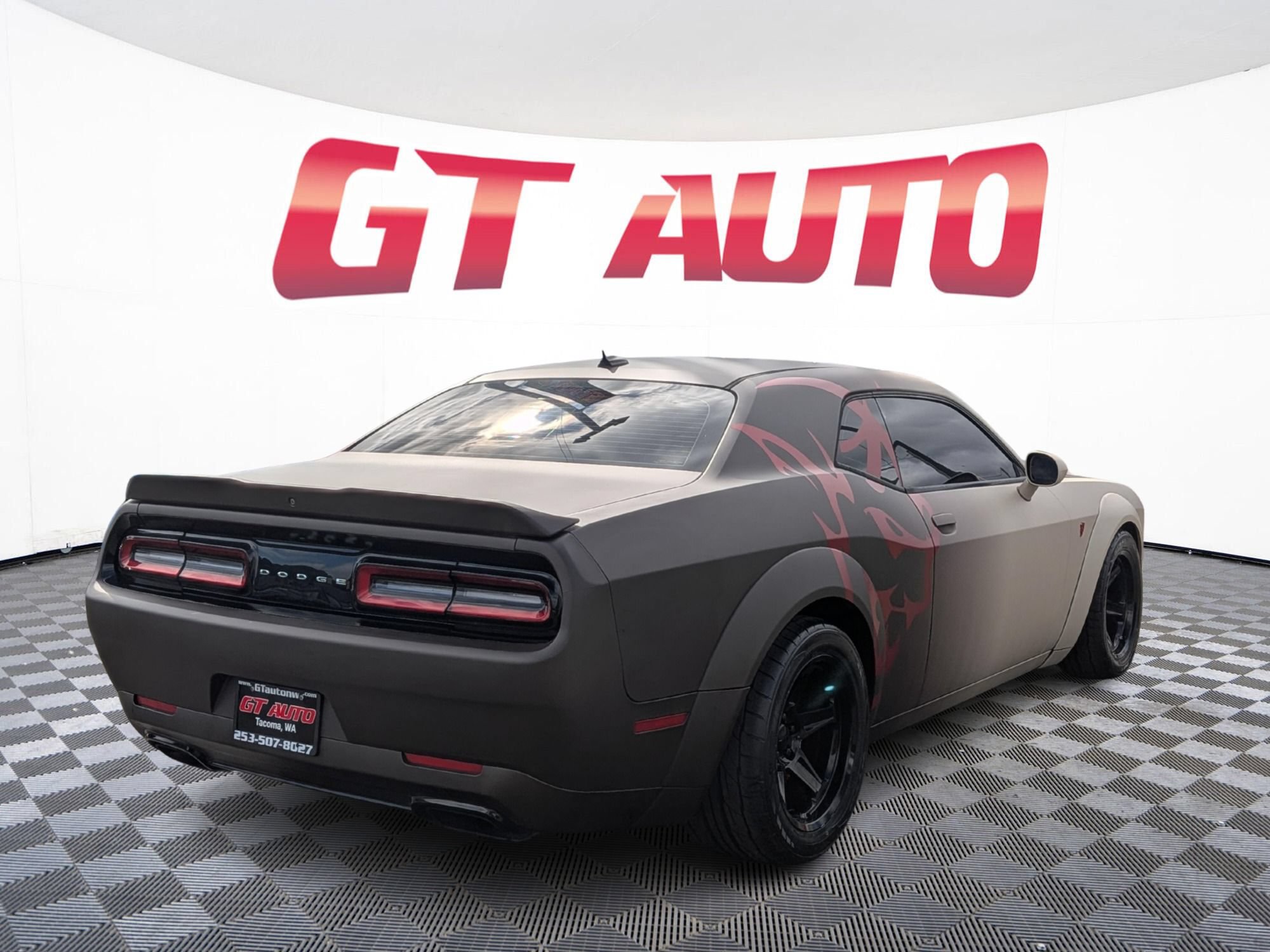 Used 2018 Dodge Challenger SRT Demon RWD image 4