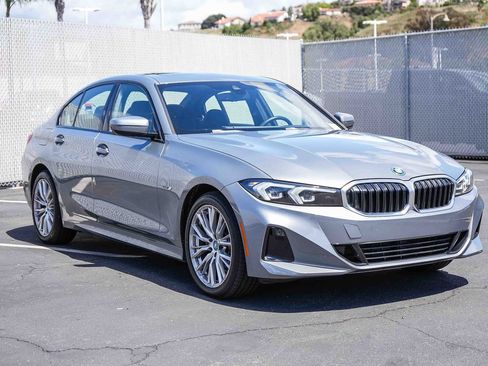 Used 2023 BMW 330e w/ Premium Package image 3
