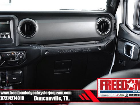 Used 2022 Jeep Wrangler Unlimited Sport AWD/4WD image 38
