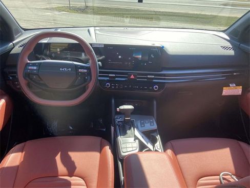 New 2026 Kia Sportage SX image 10