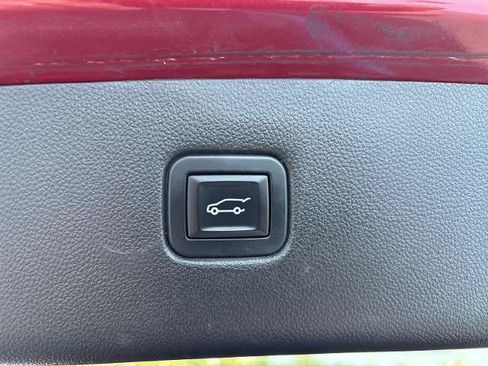 Used 2019 Chevrolet Blazer RS AWD/4WD image 8
