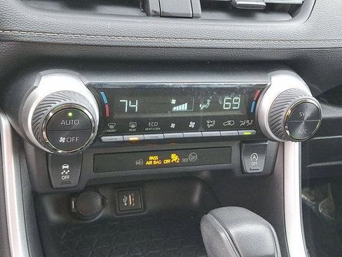 Certified 2024 Toyota RAV4 XLE image 20