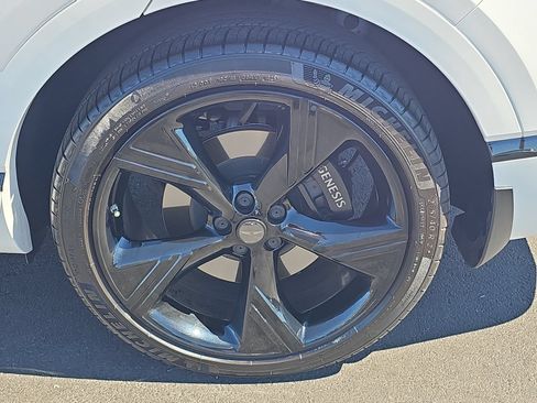Certified 2026 Genesis GV80 3.5T Prestige AWD/4WD image 12