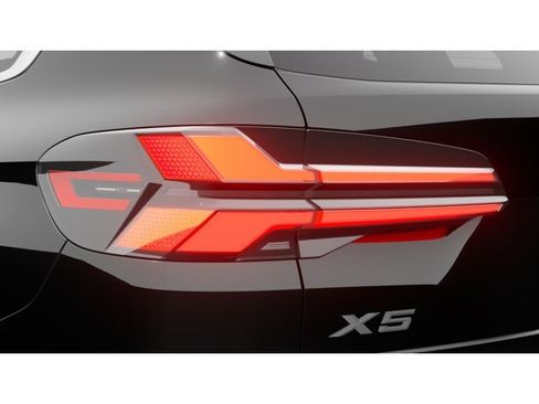 New 2026 BMW X5 xDrive40i w/ Premium Package AWD/4WD image 8