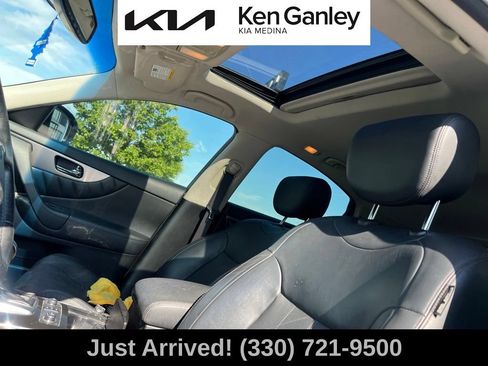 Used 2017 INFINITI QX70 AWD image 11