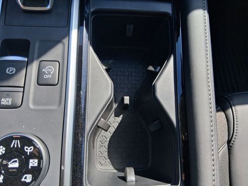 New 2026 Nissan Pathfinder SL AWD/4WD image 23