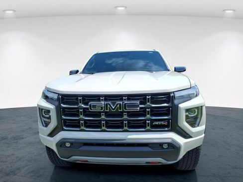 Used 2026 GMC Canyon AT4 w/ Nightfall Essentials Package AWD/4WD image 5
