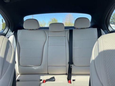 Used 2023 Mercedes-Benz C 300 Sedan image 8