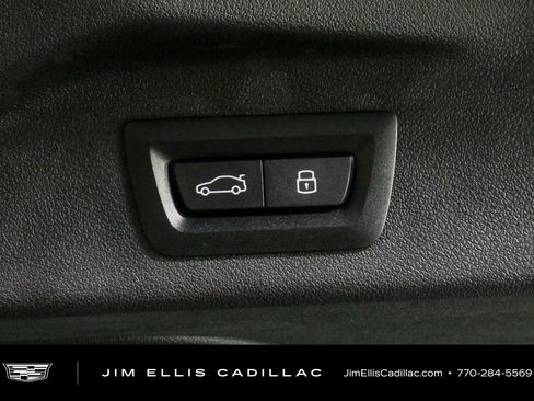 Used 2025 BMW X7 xDrive40i w/ M Sport Package AWD/4WD image 34