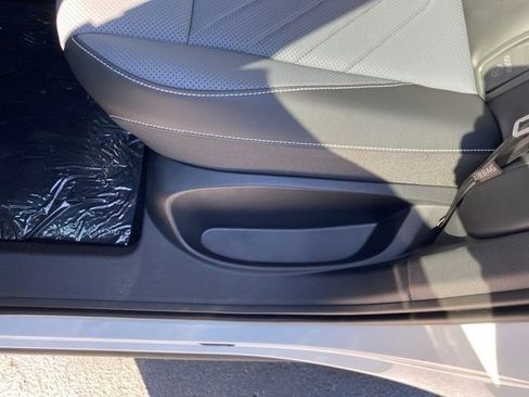 New 2025 Volkswagen Tiguan SE R-Line image 57