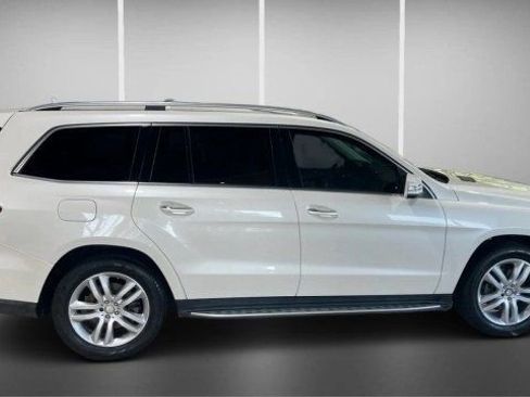 Used 2017 Mercedes-Benz GLS 450 4MATIC w/ Premium Package image 3