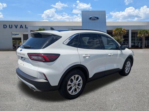 Used 2023 Ford Escape Active w/ Tech Pack #1 FWD image 4