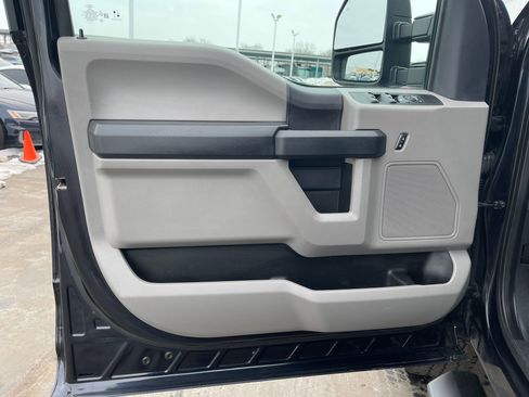 Used 2022 Ford F350 XL w/ STX Appearance Package image 12