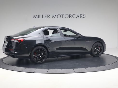 Certified 2023 Maserati Ghibli Modena Q4 AWD/4WD image 8
