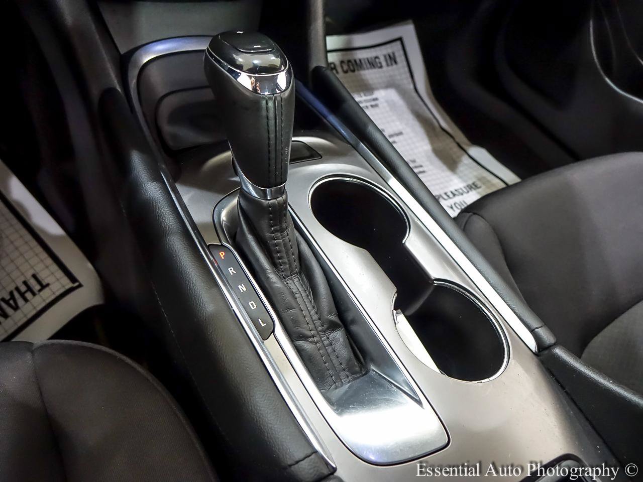 Used 2017 Chevrolet Malibu LT FWD image 23