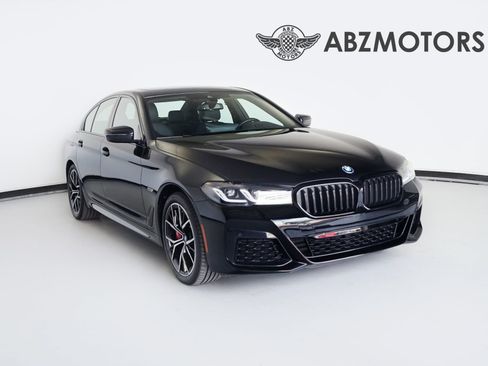 Used 2023 BMW 530e xDrive w/ Premium Package AWD/4WD image 1