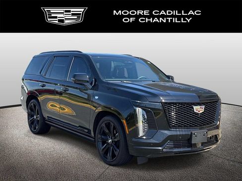 Used 2025 Cadillac Escalade Sport Platinum AWD/4WD image 1