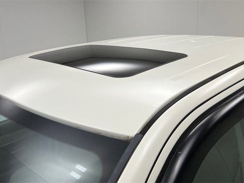 Used 2017 RAM 1500 Laramie w/ Convenience Group image 11