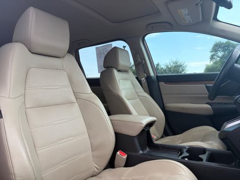 Used 2017 Honda CR-V Touring image 30