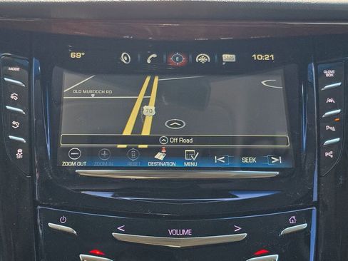 Used 2017 Cadillac Escalade Premium Luxury AWD/4WD image 22