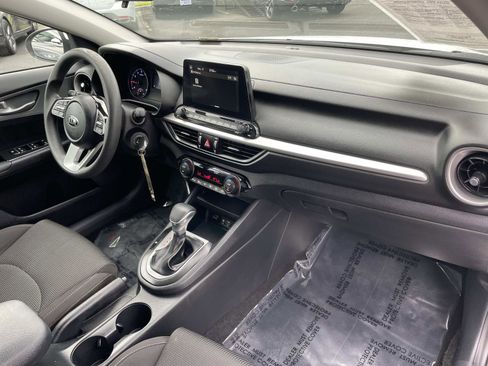 Used 2019 Kia Forte LXS image 26