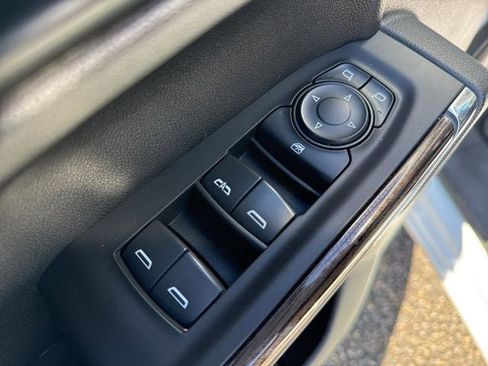 Used 2020 Chevrolet Silverado 1500 LT w/ Fleet Comfort Package image 18