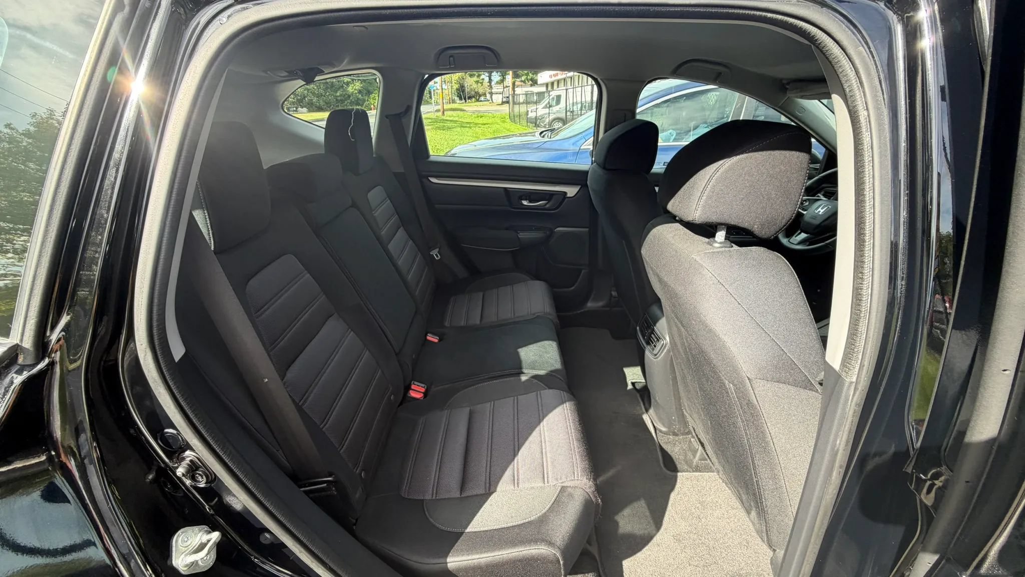 Used 2018 Honda CR-V LX image 16