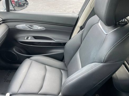 Used 2025 Genesis GV70 2.5T AWD/4WD image 20
