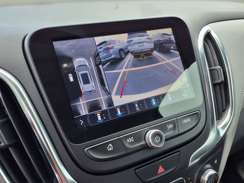 Used 2021 Chevrolet Equinox Premier FWD image 5