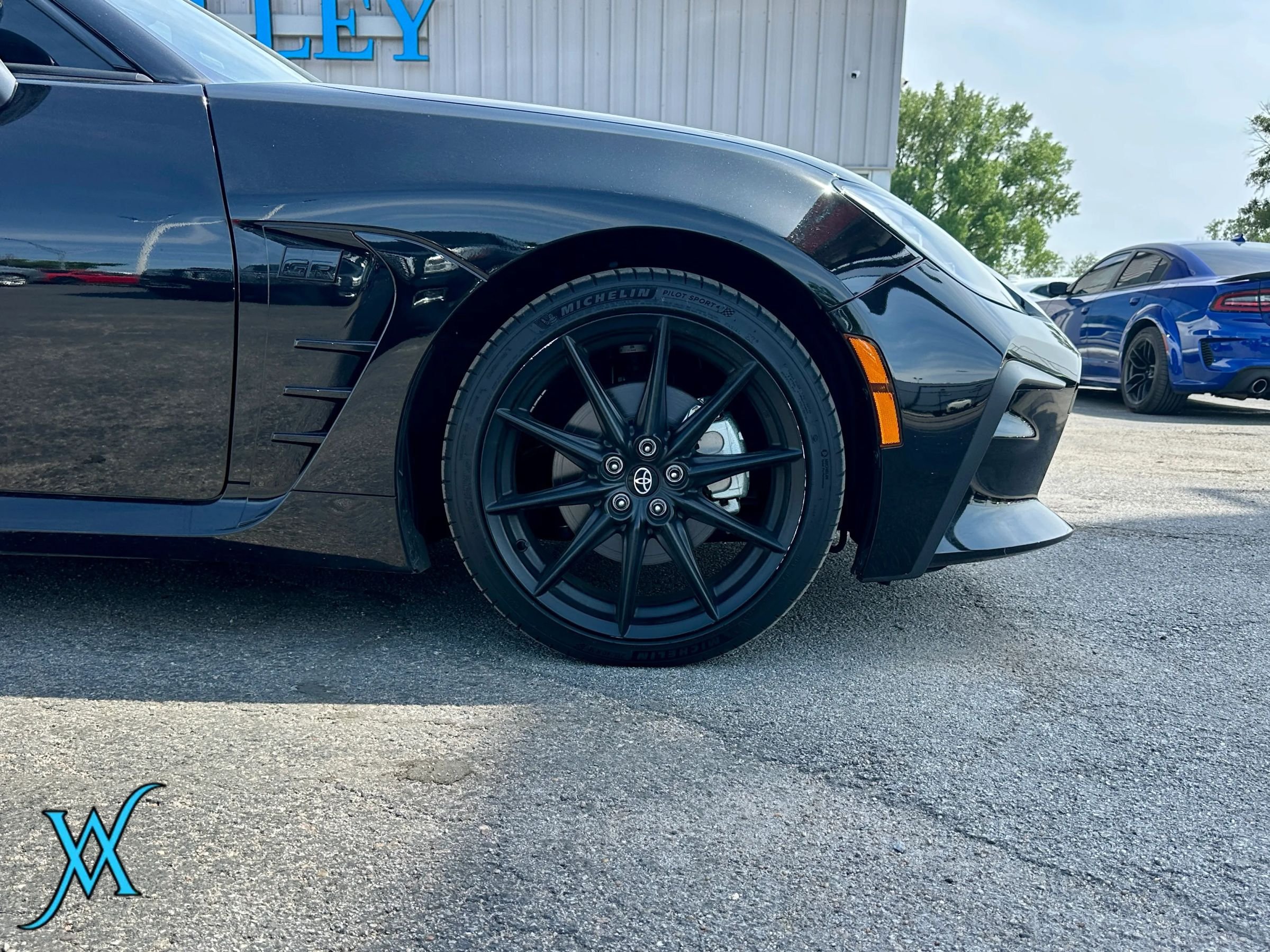 Used 2025 Toyota GR86 Premium w/ ALL Weather Mat Package (TMS) RWD image 9