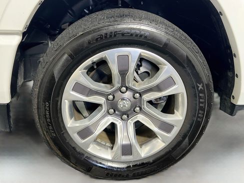 Used 2024 RAM 1500 Limited w/ Body Color Bumper Group AWD/4WD image 13