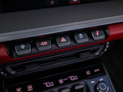 Used 2020 Porsche 911 Carrera 4S image 34