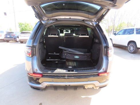 Used 2022 Land Rover Discovery Sport S R-Dynamic image 12