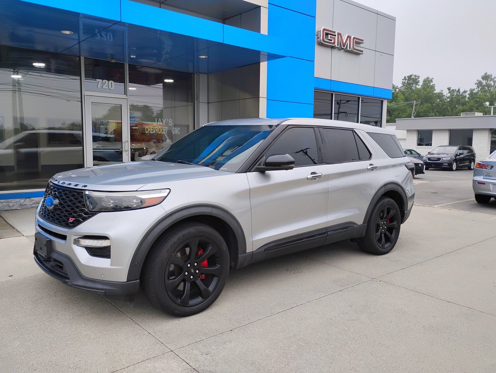 Used 2021 Ford Explorer ST w/ Equipment Group 401A AWD/4WD image 12