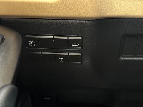 Used 2018 Lexus NX 300 AWD image 30