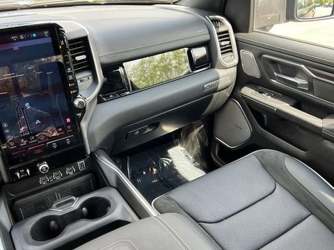 Used 2025 RAM 1500 Laramie w/ Advanced Safety Group II AWD/4WD image 45