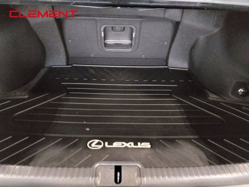 Used 2020 Lexus ES 350 350 Luxury w/ Accessory Package 2 image 10