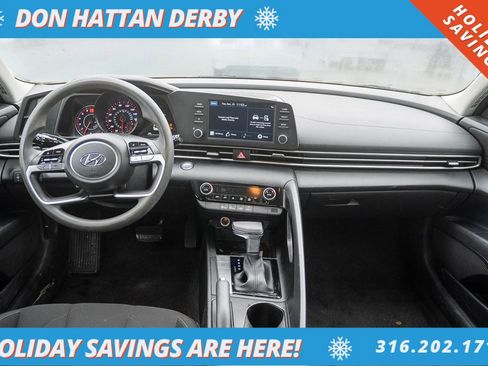 Used 2023 Hyundai Elantra SEL image 4