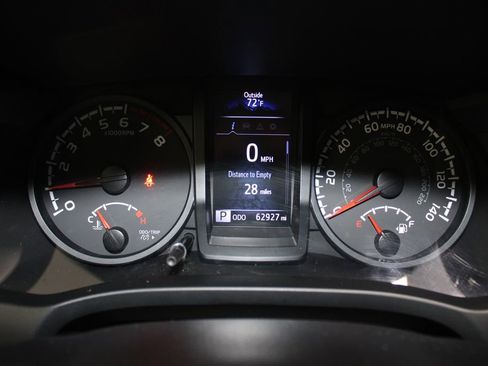 Used 2023 Toyota Tacoma SR image 39