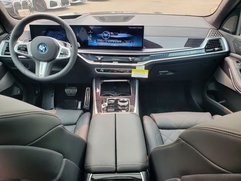 New 2026 BMW X5 xDrive50e w/ Executive Package AWD/4WD image 29