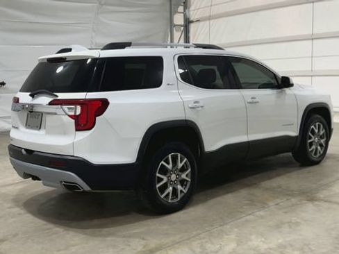 Used 2020 GMC Acadia SLT w/ LPO, Floor Liner Package FWD image 4
